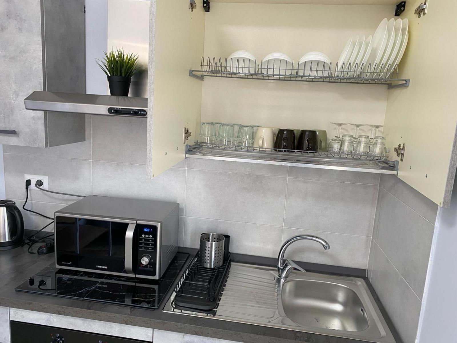 Fcoairporthouse Apartment Fiumicino Bagian luar foto