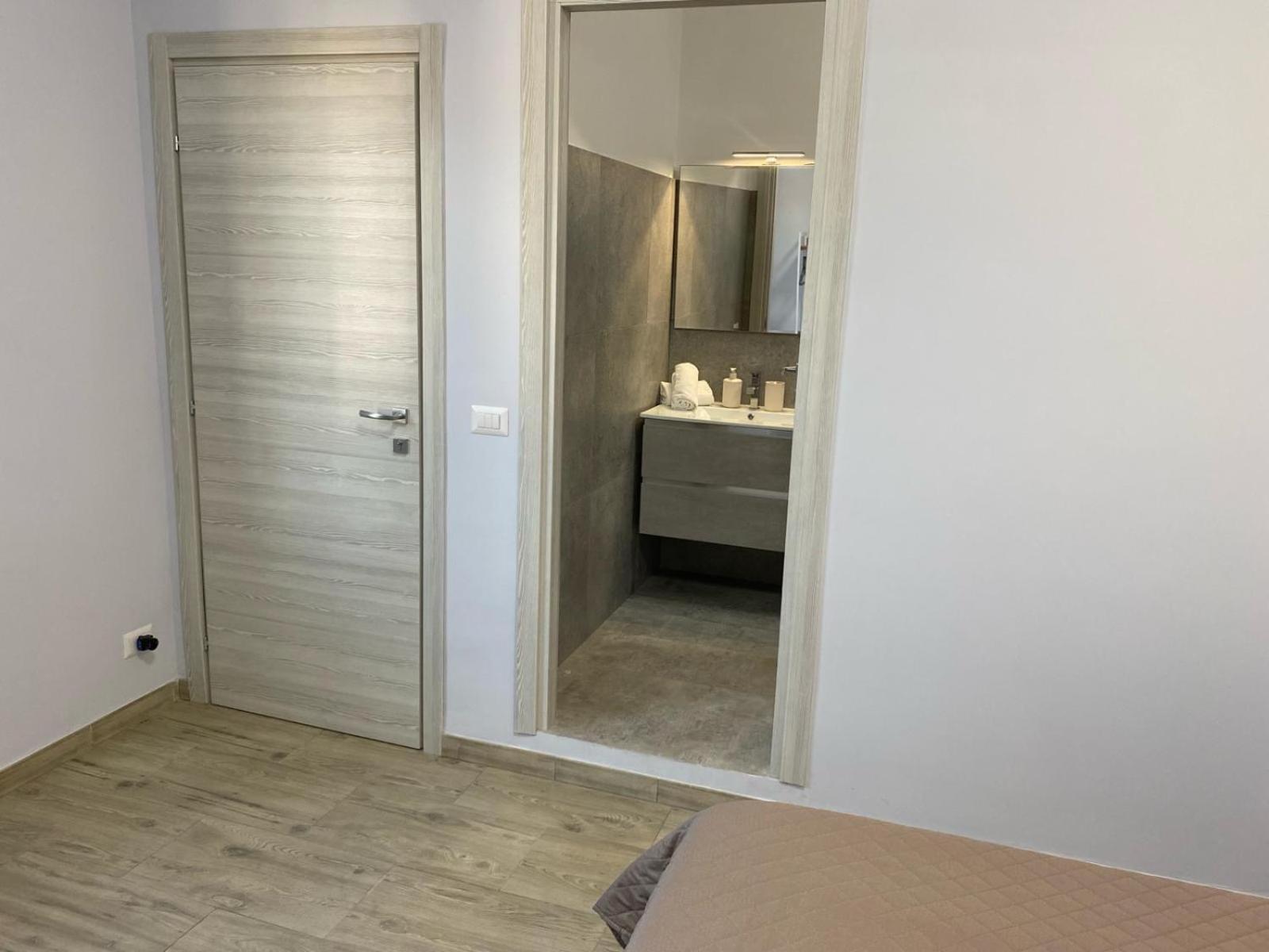 Fcoairporthouse Apartment Fiumicino Bagian luar foto