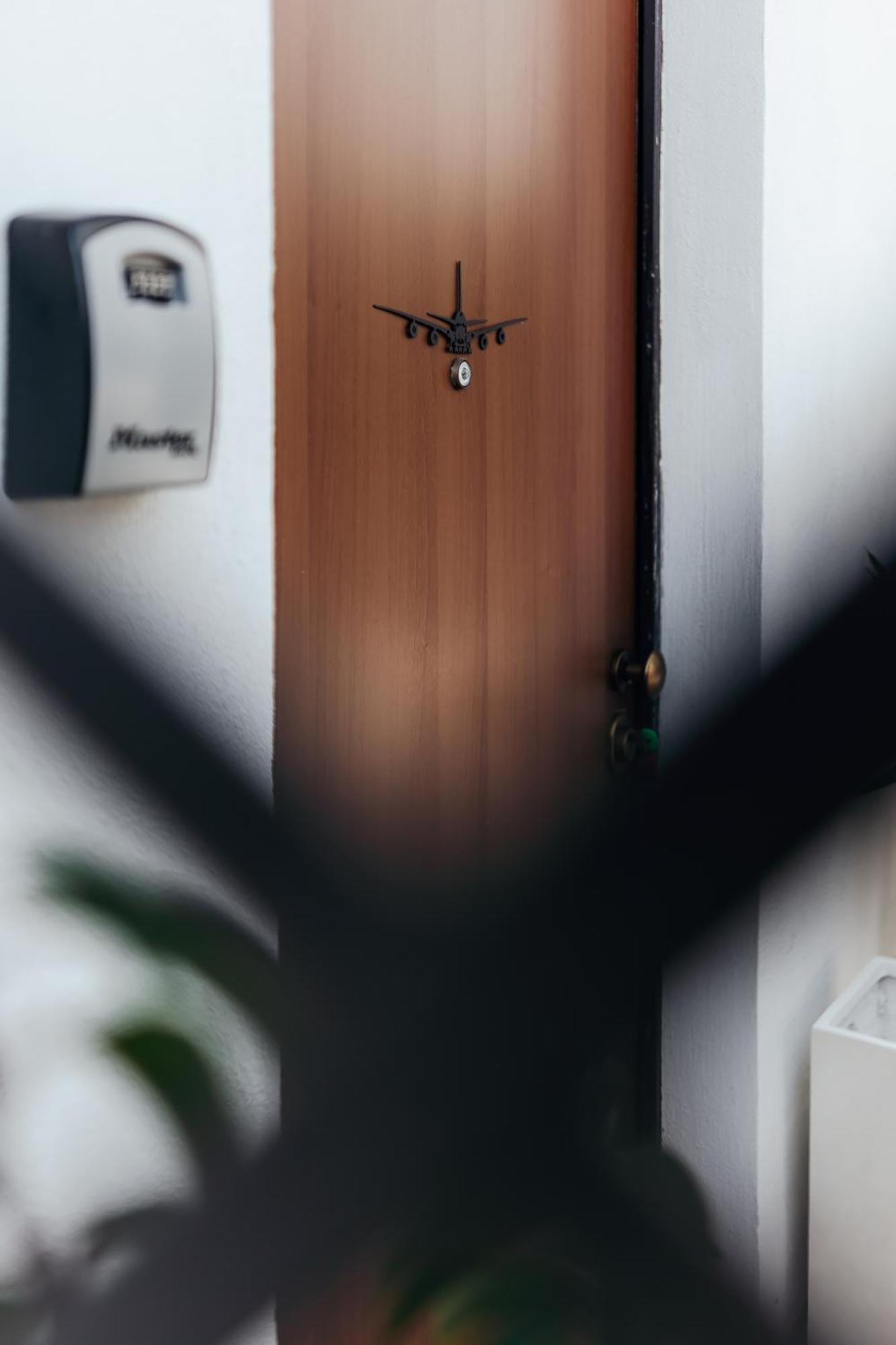 Fcoairporthouse Apartment Fiumicino Bagian luar foto
