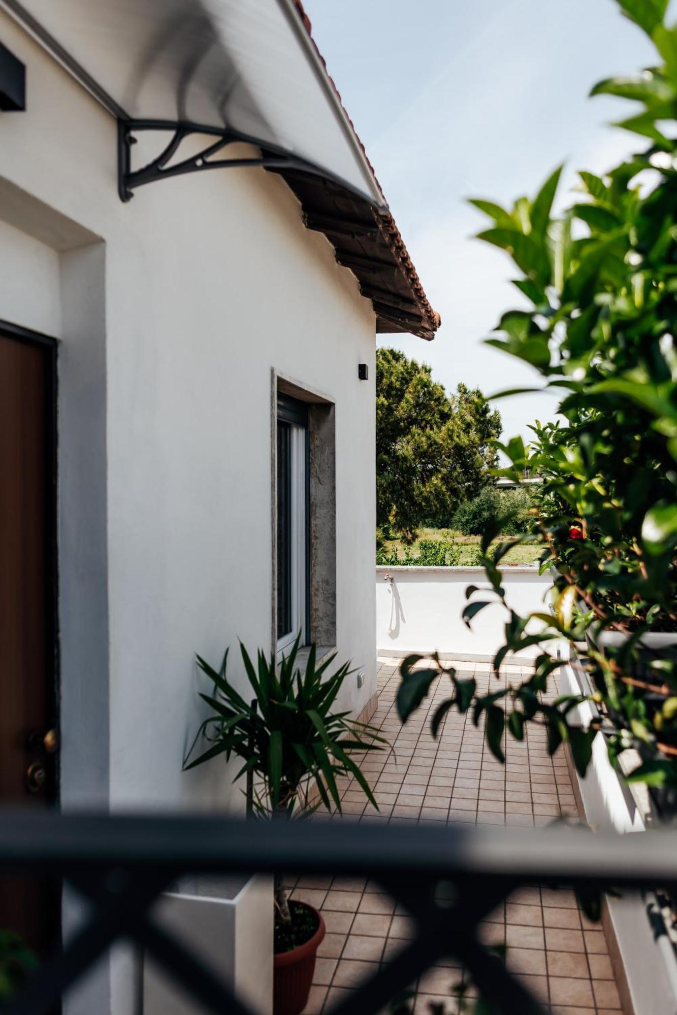 Fcoairporthouse Apartment Fiumicino Bagian luar foto