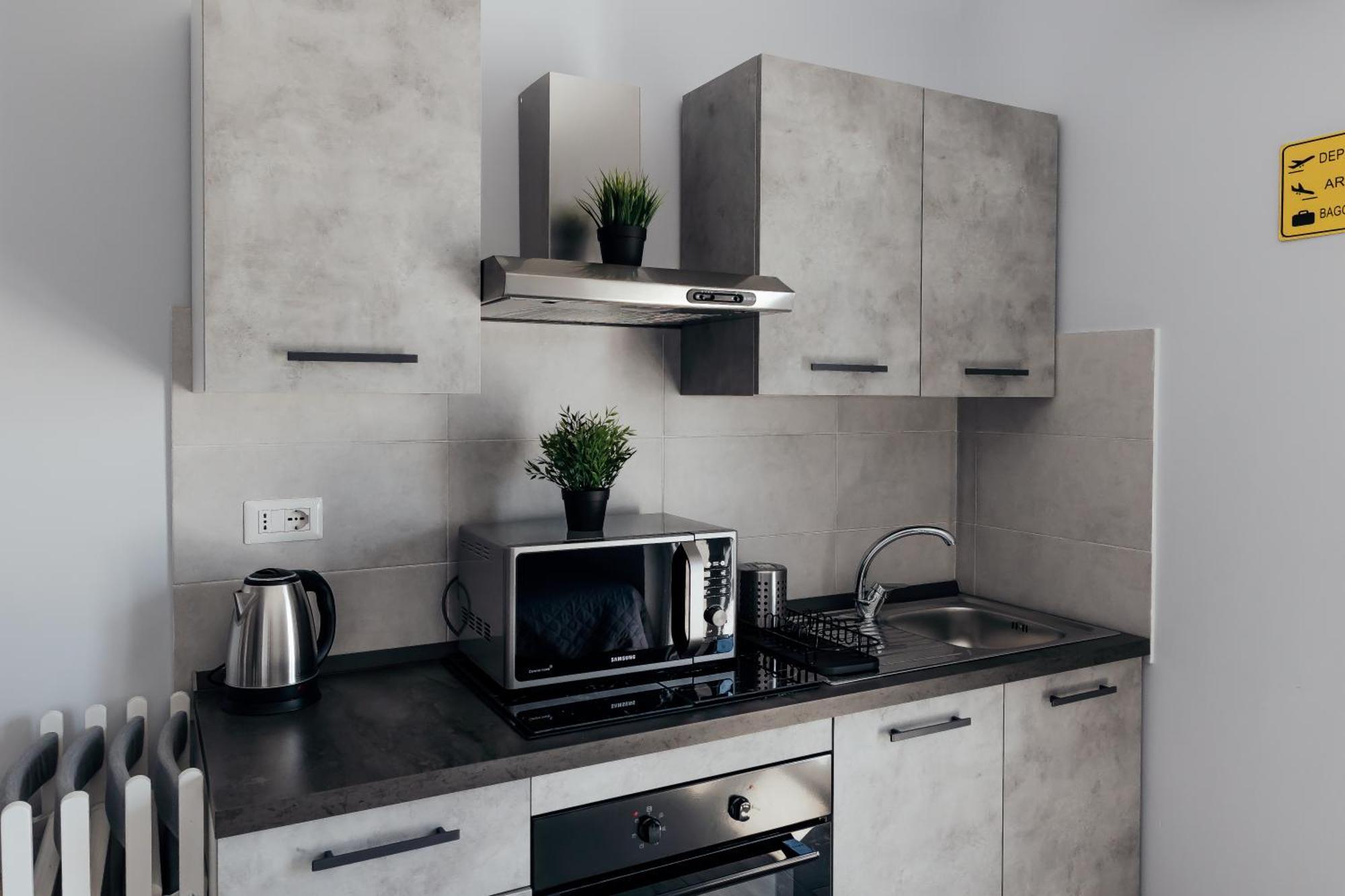 Fcoairporthouse Apartment Fiumicino Bagian luar foto