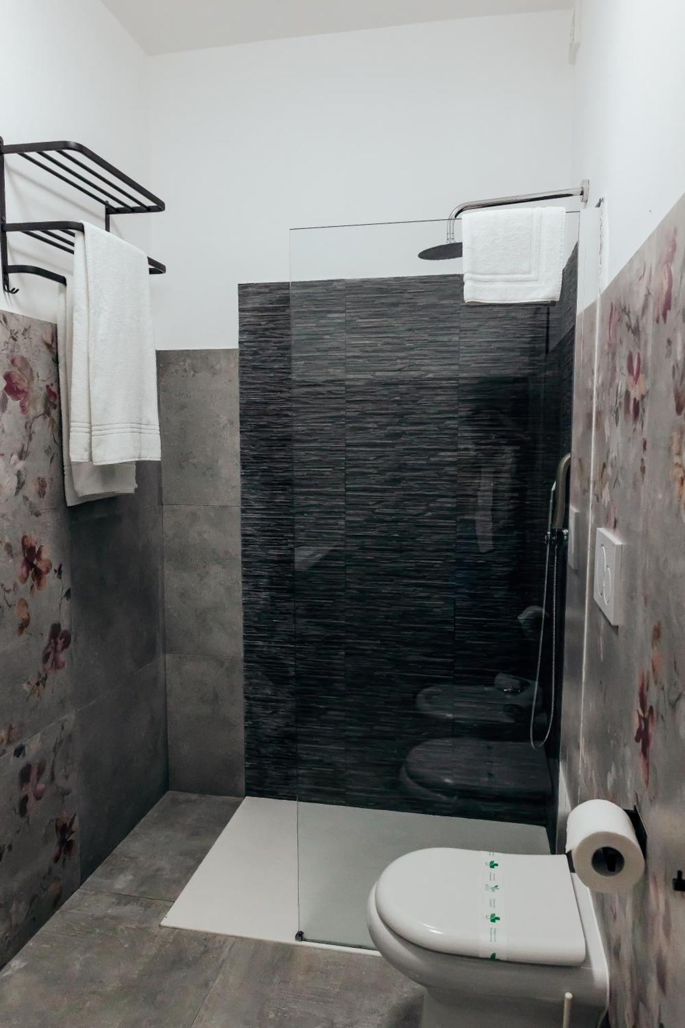 Fcoairporthouse Apartment Fiumicino Bagian luar foto